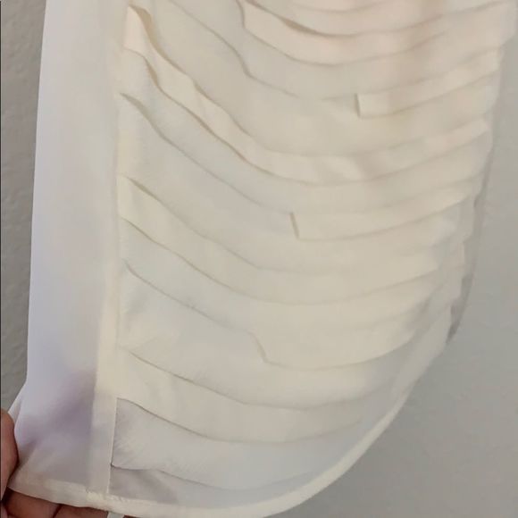 Jaclyn Smith cream chiffon blouse-M - Picture 6 of 6
